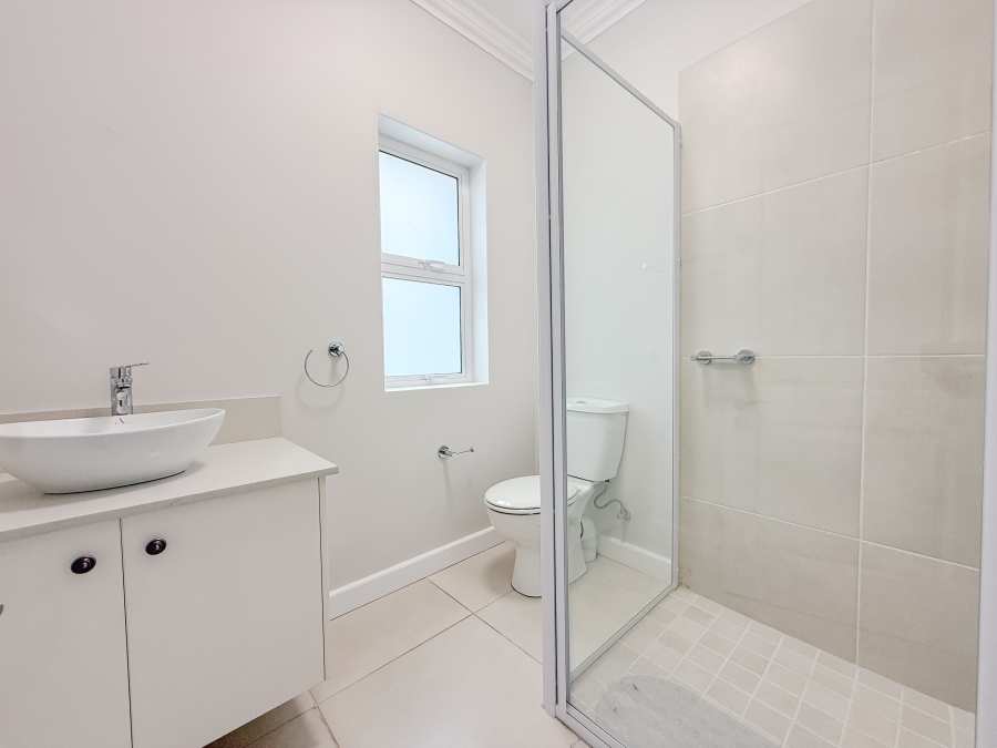 2 Bedroom Property for Sale in Baron View Western Cape